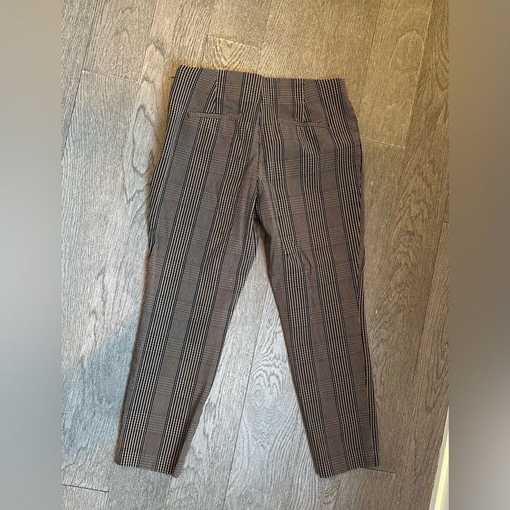 A New Day Cotton Blend Brown Plaid Pattern Cropped Pants Size 12 - Picture 3 of 6